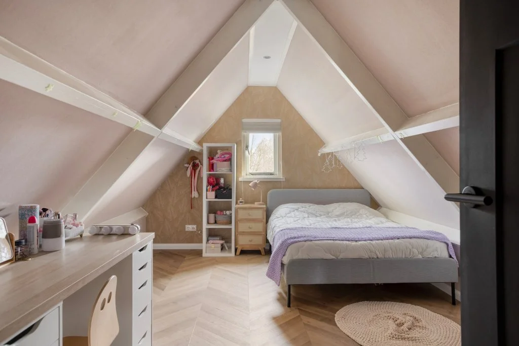 Zolderkamer Renovatie